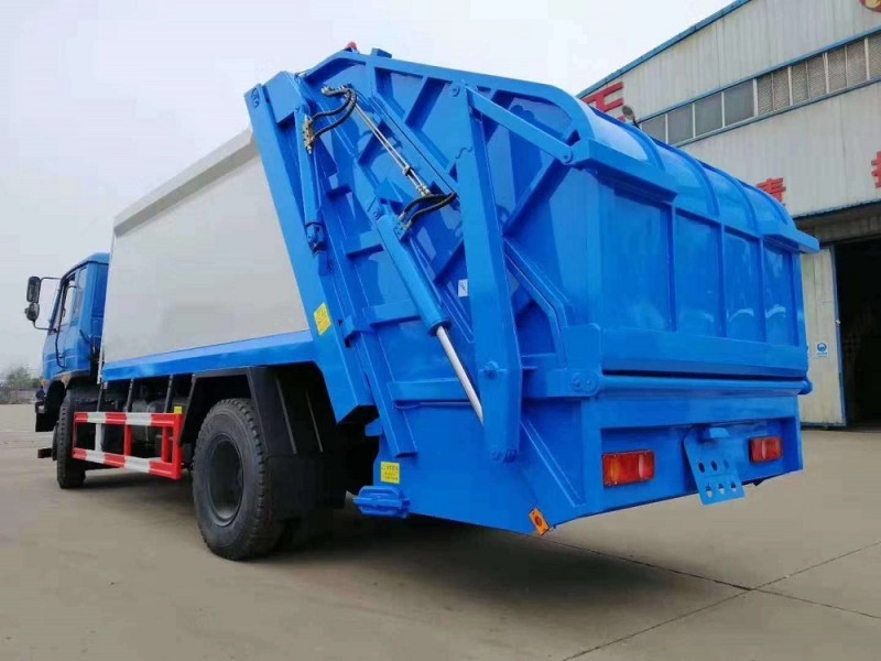 東風(fēng)153G壓縮垃圾車（10-14方）