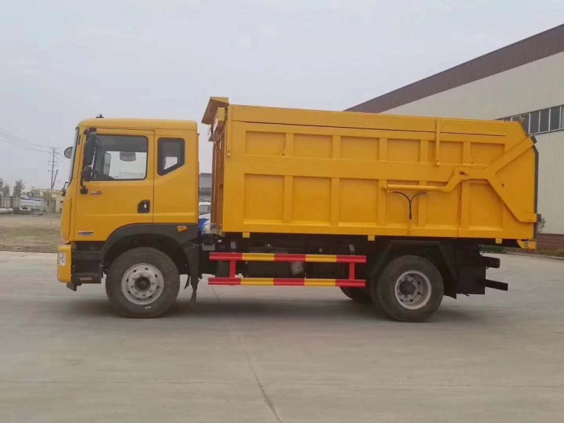 東風(fēng)多利卡D9(12方)對接垃圾車