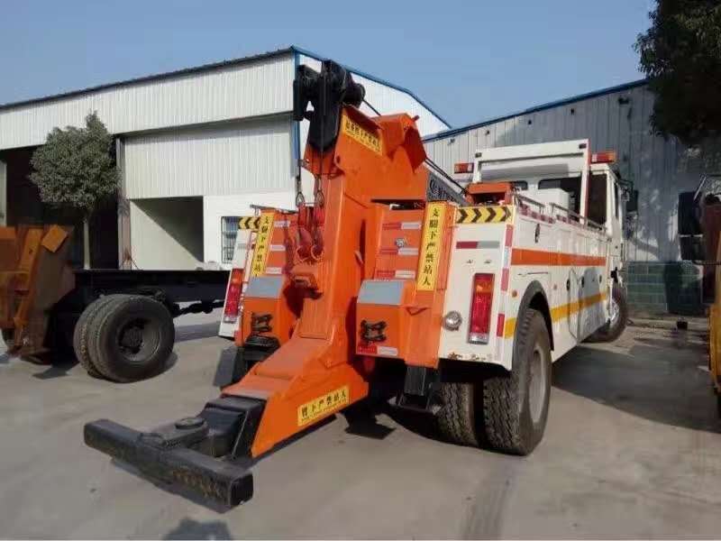 東風D9多利卡一拖一清障車