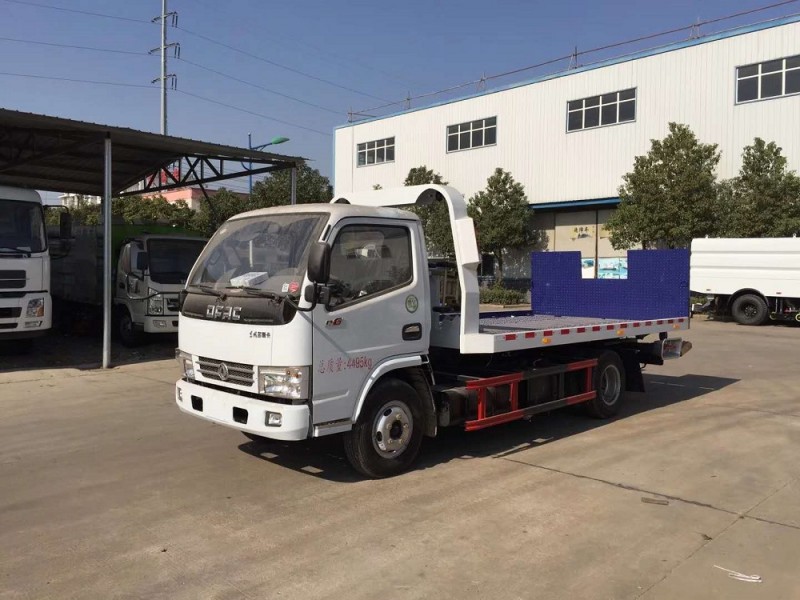 東風多利卡藍牌一拖二清障車