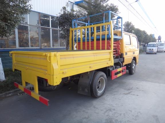 東風(fēng)雙排座8-10米平臺升降高空作業(yè)車 東風(fēng)雙排座8-10米平臺升降高空作業(yè)車圖片