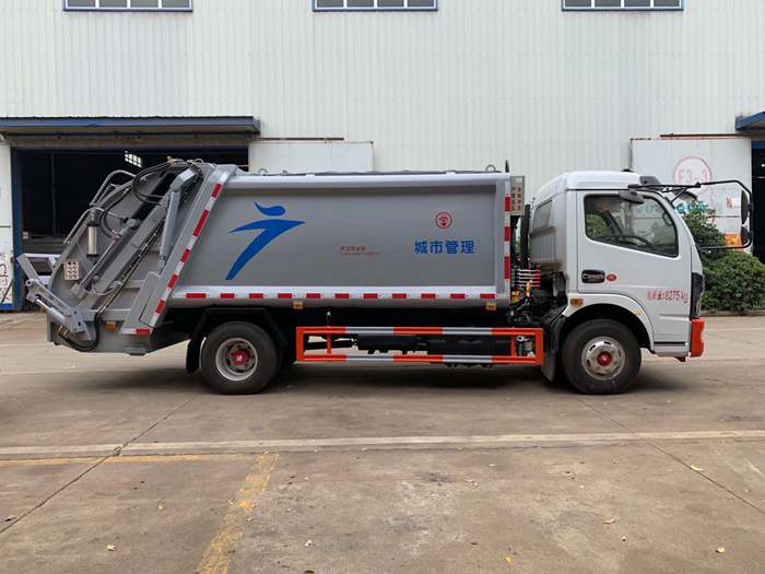 東風凱普特壓縮垃圾車（8方）