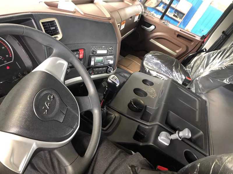 江淮K5前四后八平板運(yùn)輸車圖片