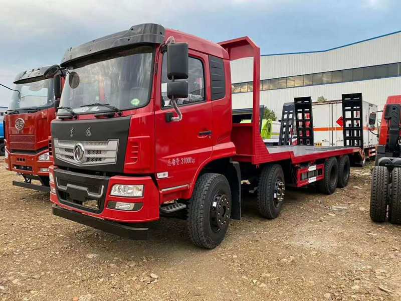 東風D17前四后八平板運輸車