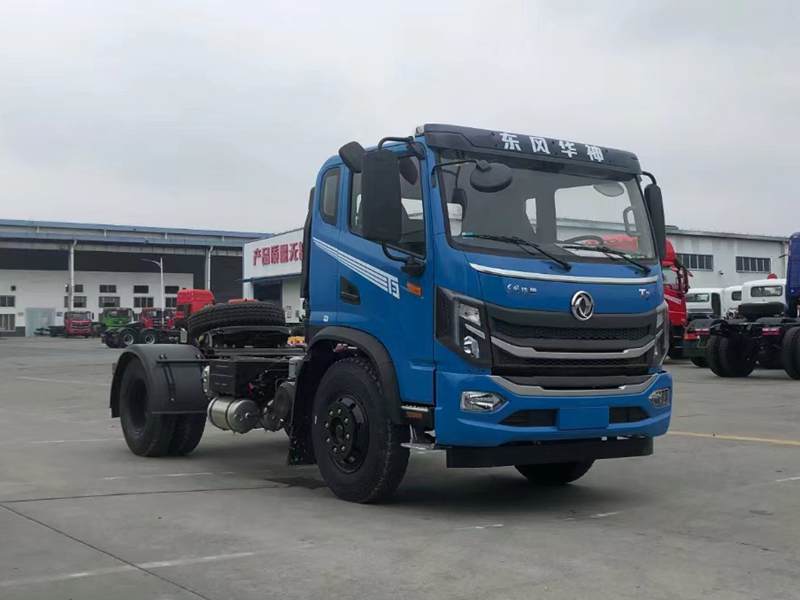 東風華神半掛教練車